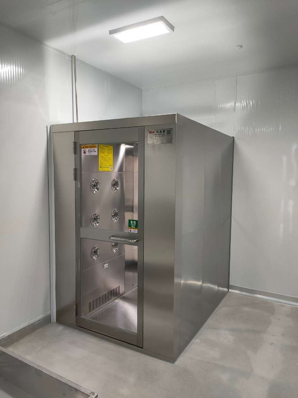 河南涵海凈化工程有限公司風淋室安裝